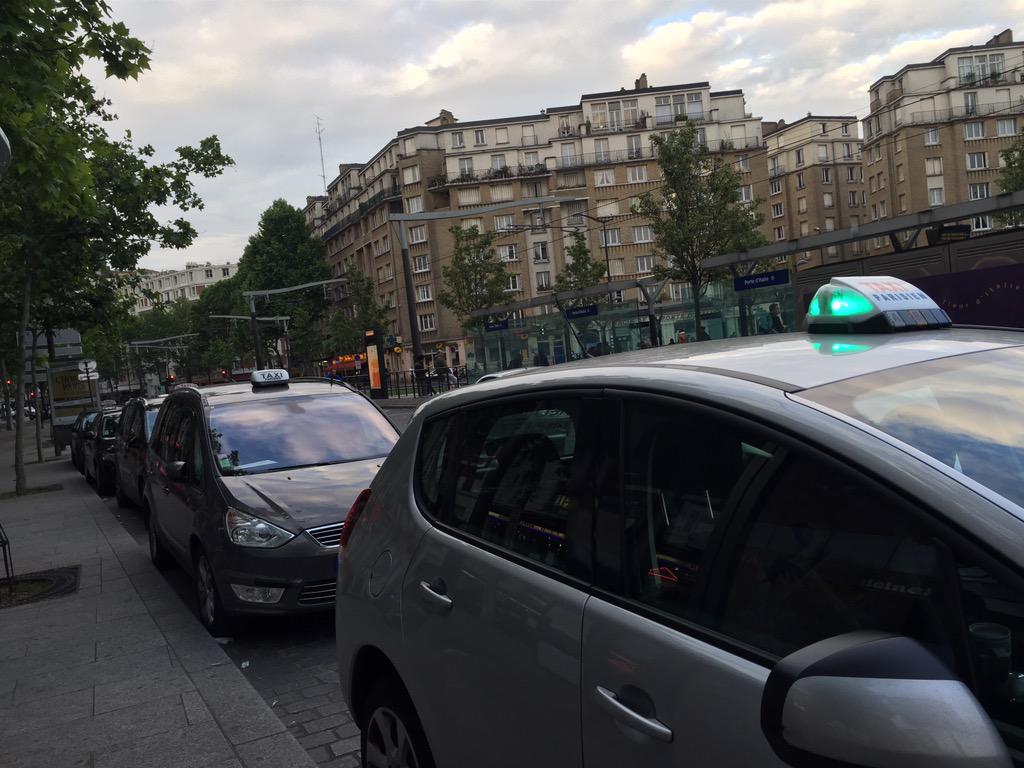 L'Executive pétasse tweet media