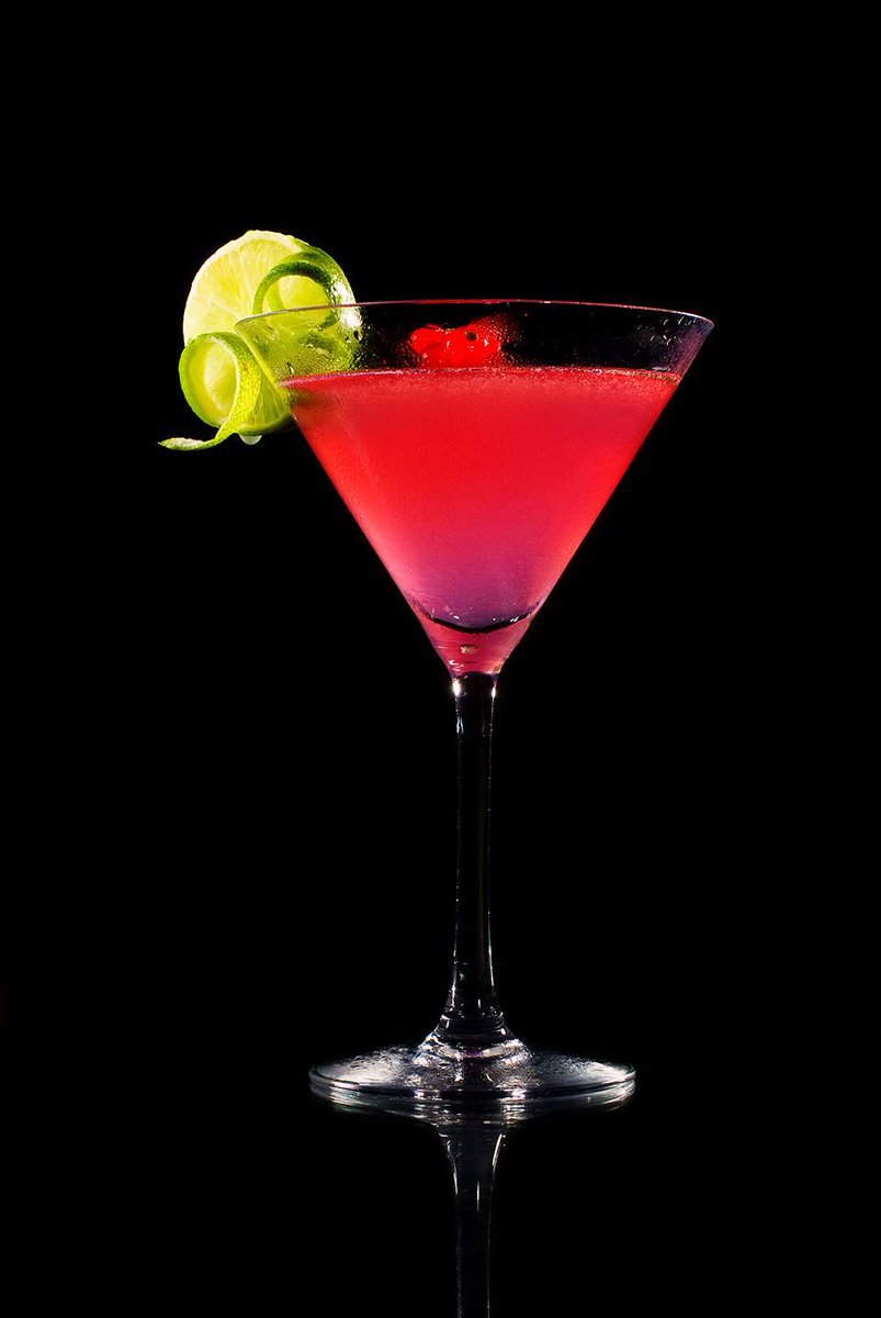 INNImagazine's tweet photo. COCKTAILS #Cocktails #Coctels #CosmopolitanCocktail #Cosmopolitan #CherylCook #CosmopolitanCoctel http://t.co/9AoG1xhuIp
