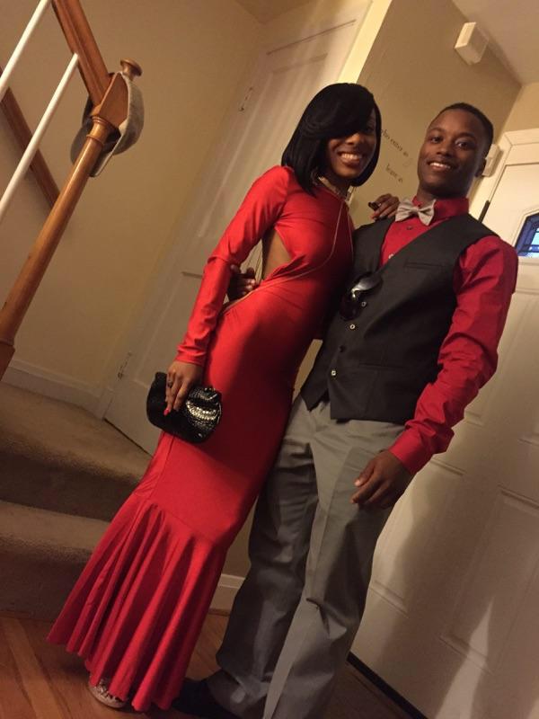 ImRAHdy's tweet photo. My date & I were valid though #cityprom #CityDoesItBetter #prom2k15 http://t.co/tjdhcLLBoM