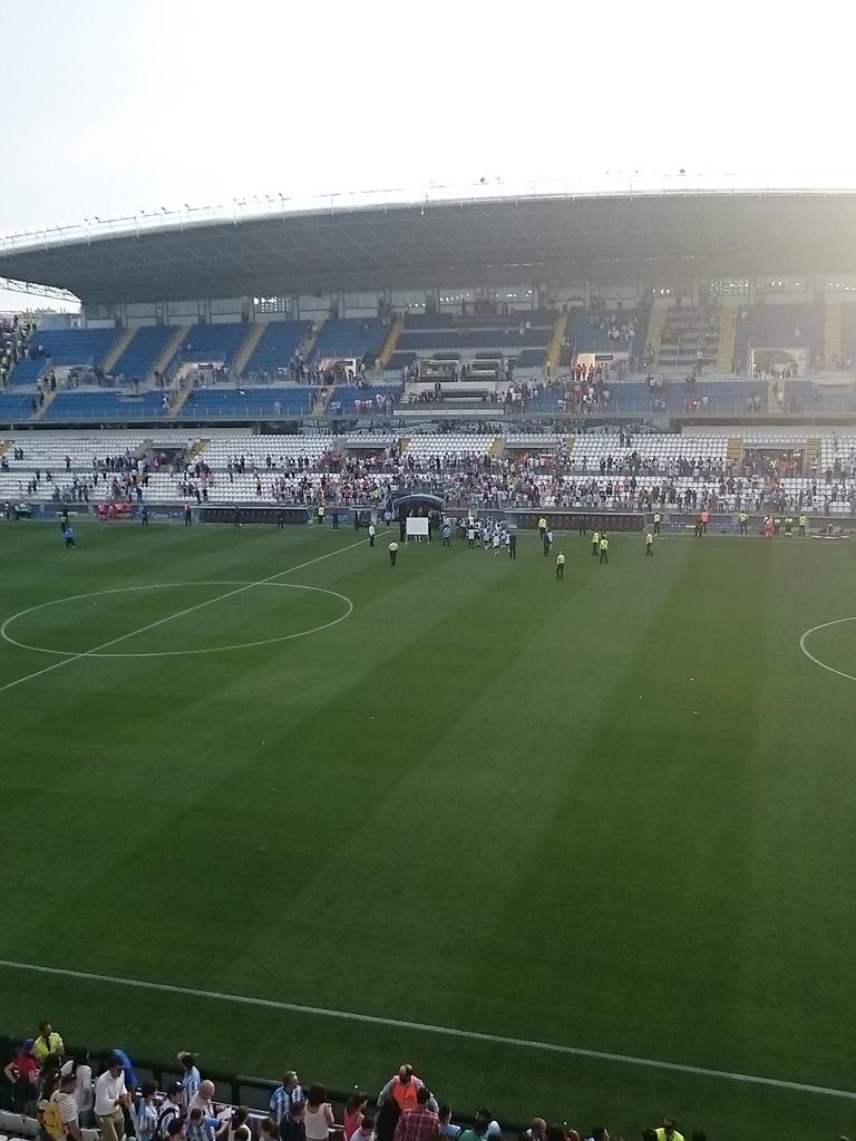 AFmalaguista's tweet photo. Hasta la temporada que viene http://t.co/vfYj191A51