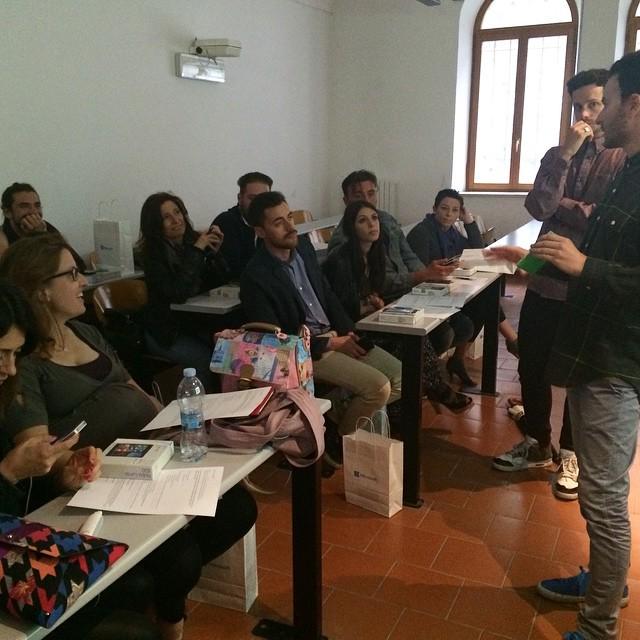 igersmarche's tweet photo. I vinvitori a lezione con @microsoftlumiaitalia diventeranno advocacy Lumia ❤️❤️ http://t.co/yIpWfuve4C