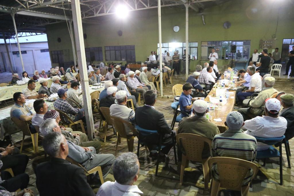 Kale-Gölbaşı Mahallemizdeki kardeşlerimizle biraraya gelip, hayırsever Hüseyin amcamızın mevlid-i şerifine katıldık.