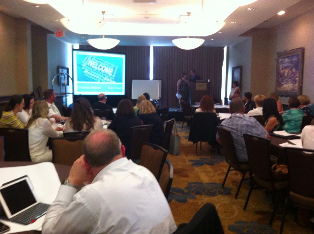 CJRTeditor's tweet image. Session now #CSRT2015 on national principles for consensus statement @CSRT_tweets #respiratory w Christiane &amp;amp; Bryan