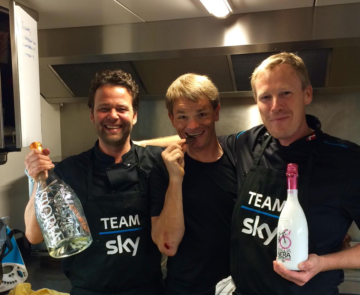 2 happy chefs and  #KIRY having a small feast of dark chocolate #happyrider #greatmood #Giro2015 "<a href="/TeamSky/">teamsky</a>