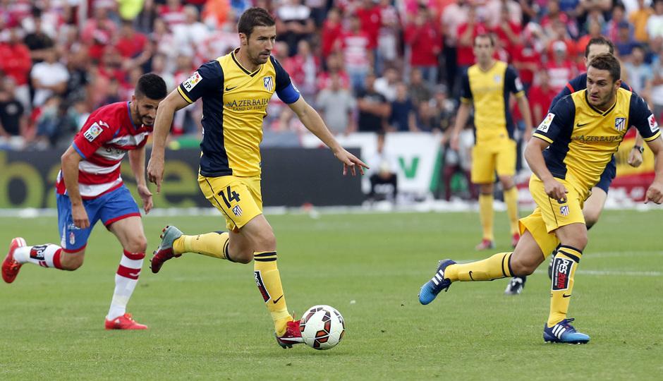 Atleti's tweet photo. FOTOGALERÍA. Las imágenes del último partido de Liga en Granada: http://t.co/twkyFy8p56 #GCFAtleti #AúpaAtleti http://t.co/BLuc8oMWxI