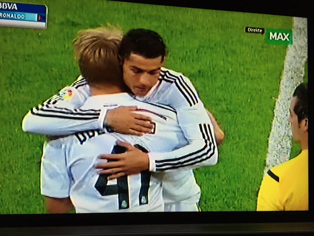 Hvor var du da <a href="/martinio98/">Martin Ødegaard</a> debuterte for <a href="/realmadrid/">Real Madrid C.F.</a> ? <a href="/Realmadrid_no/">Peña Madridista Noruega</a>