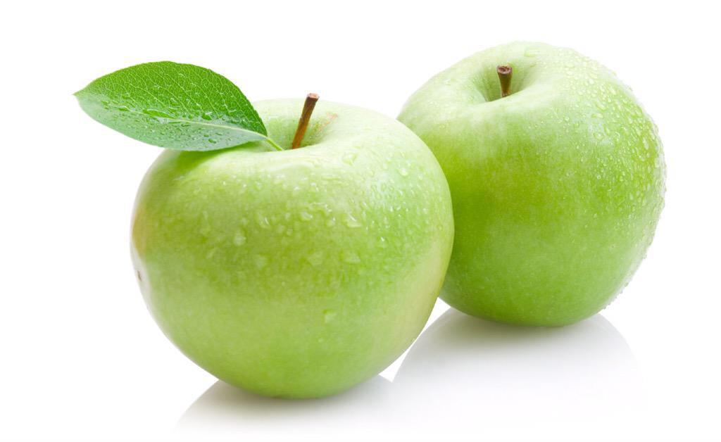 Choiceyourfood's tweet photo. Which apples are better? 
RT for Green Apples
Fav for Red Apples http://t.co/9n5c7voWjY