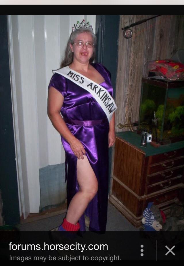 sandysorrrrr's tweet photo. @AllieVander @AllieLexington @KristinaCretsin @wrightk97 Every girl at Austin High http://t.co/MfqJzpyyBl