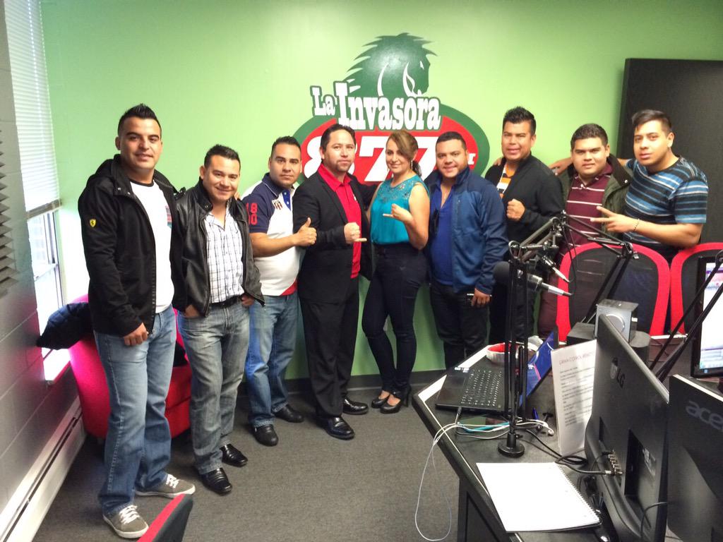 En entrevista con La Invasora 87.7 desde Denver, Colorado #Andeleee