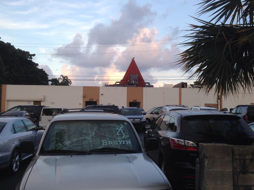 The amazing, the astounding... backside of the Mai-Kai!