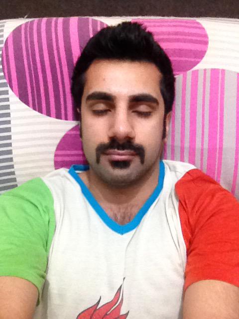 AminBaba1369's tweet photo. لحظه ی آخر... http://t.co/yGMvAiNzkR