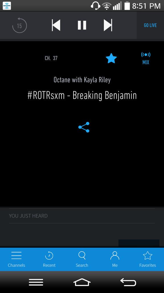 CrystalUndone's tweet image. What an incredible set. They played all the old favorites, and had amazing energy from start to finish. @breakingbenj