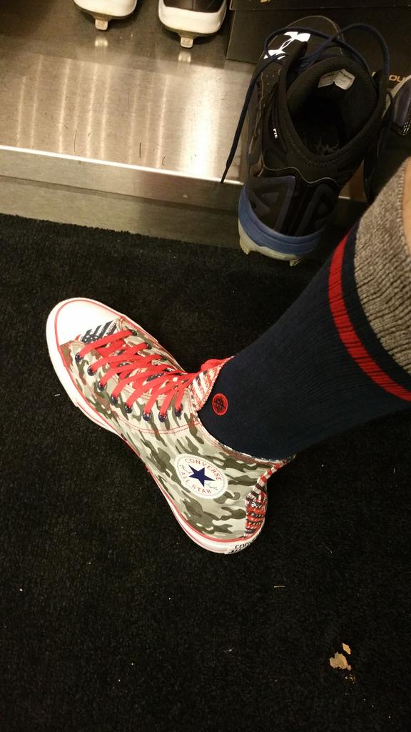 heathcott_slade's tweet photo. Shout out to @stance for the package of socks. http://t.co/r1HWFOG8Sk