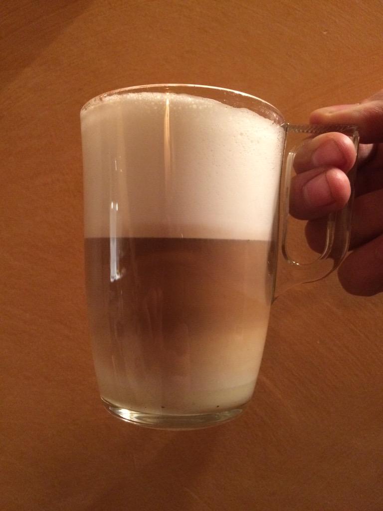 davidjarrero's tweet photo. Reflexionando con un buen café http://t.co/lT30NV4Zun