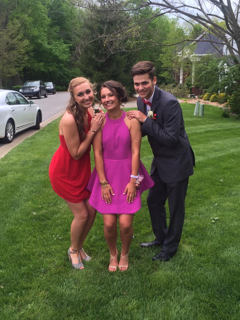 kristensmits's tweet photo. Happy bday @Abbey_Kirkland!!! You're a great mom &amp; I hope your day is filled w/ happiness😽 http://t.co/NPqdTVFSrF