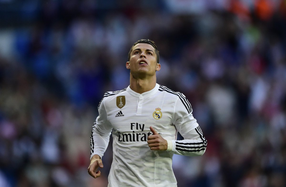 ChampionsLeague's tweet photo. Another @Cristiano hat-trick and a record-breaking debut for Ødegaard​: http://t.co/rsVY2rh958 http://t.co/UBxWwWJfdP