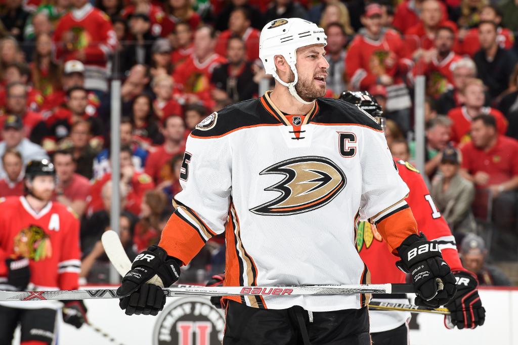 He has 14 assists, and @AnaheimDucks want Getzlaf to start shooting more to...
