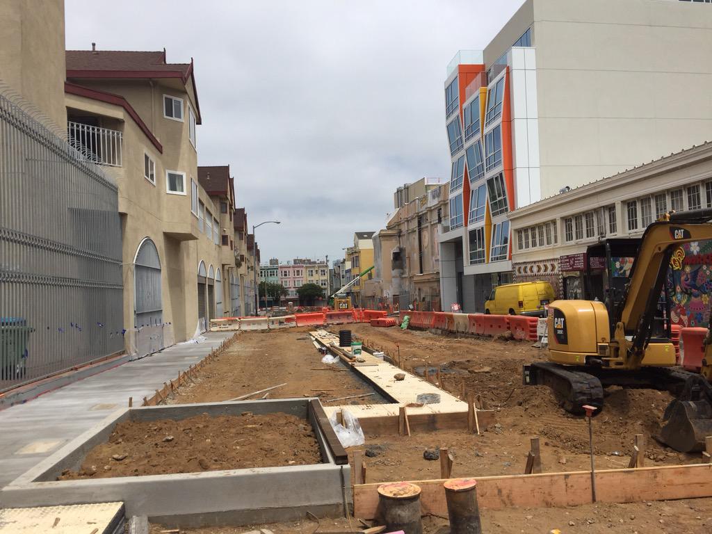urbanlifesigns's tweet photo. Bartlett St redo coming along. Much wider sidewalks! #MissionCommunityMarket #22ndSt @sfplanning @missionmission http://t.co/f61Q9SQ2tU