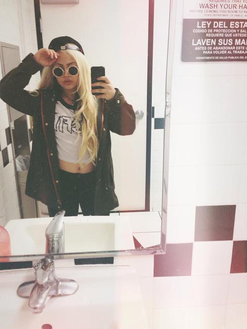 jaylenexrp's tweet photo. Niiight. 🌑 http://t.co/yomDFX5v9I