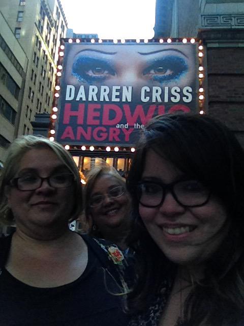 DaniClarice's tweet photo. Just graduated college and celebrating w/ my mom and aunt! #hedwigonbway #darrenishedwig @DarrenCriss @HedwigOnBway http://t.co/j3n9323gmF