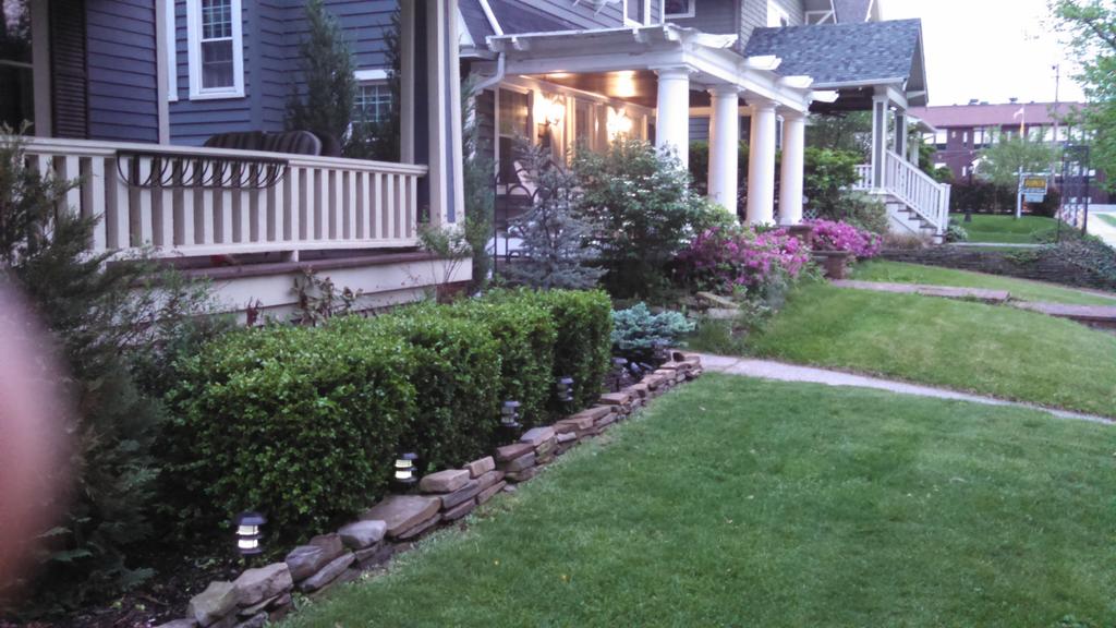 Charthepolish's tweet photo. #WeekendWarrior #yardworksaturday http://t.co/5lUciOecYj