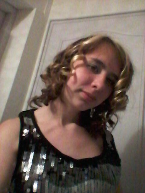 DelauOce's tweet photo. Je refais une clodette de Claude François avec ma robe ^^ http://t.co/n5oixbV2kL