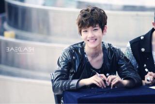 EXO_412312's tweet photo. @masaki1018_exo 
oh my god…

俺が勉強教えようか、？←    は http://t.co/odtC9353QI