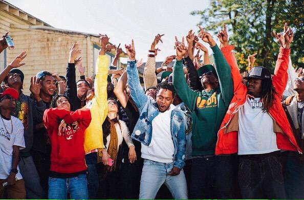 KendrickDirect's tweet photo. Kendrick Lamar is dropping a music video for "Alright" soon http://t.co/EUgyPrrdmb Via: @RapDirect http://t.co/XGH6Y9X6wD