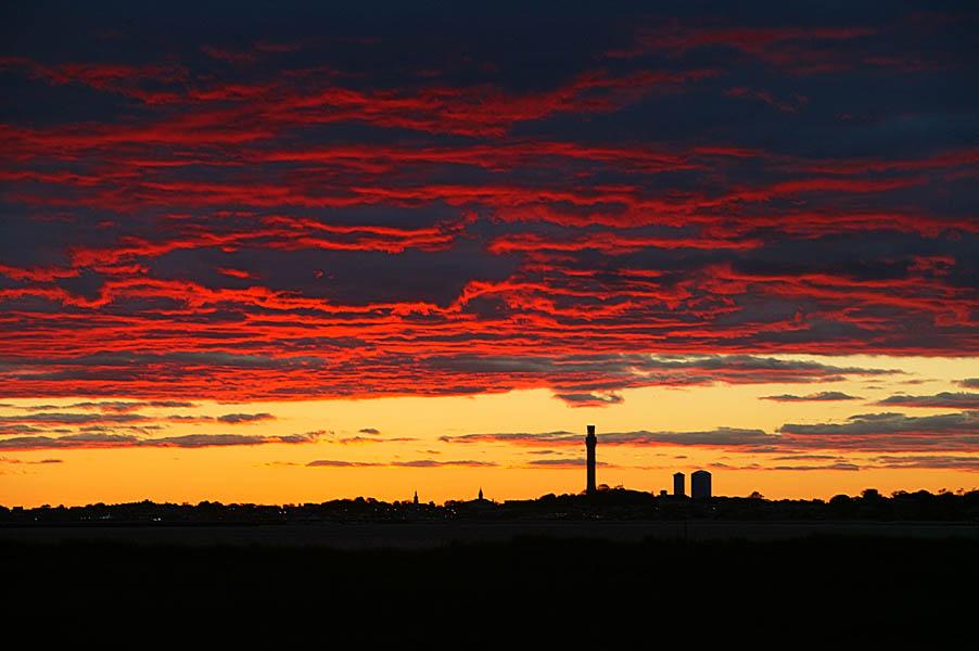 StayCapeCod's tweet image. No words needed... enjoy your evening everyone! #capecod #sunset #ptown