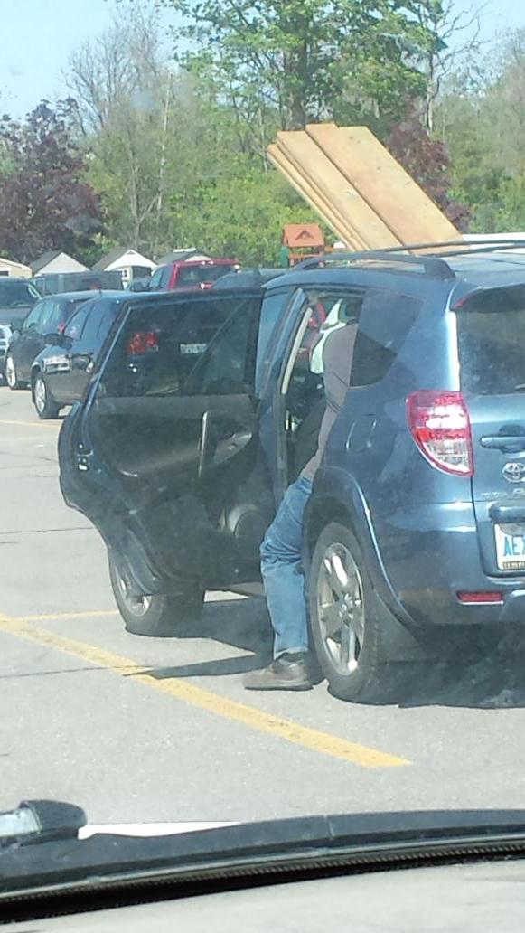 BWcarpentry's tweet photo. Saw this today at @HomeDepotCanada who needs a truck when you have a sunroof. #unsafeload #callthepros #DIYdisaster http://t.co/DOwf7Tv2up