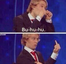 90kidnjh's tweet photo. sweden to russia right now http://t.co/7adGssbrD5