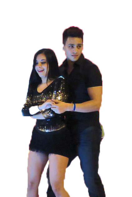 Acabatelo_PNG's tweet photo. @_JesseMtz y @joseluisdrago1 bailando http://t.co/Ijuurbx1aQ