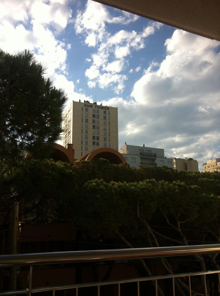 PORTAINE's tweet photo. http://t.co/JlMcxfg9zI