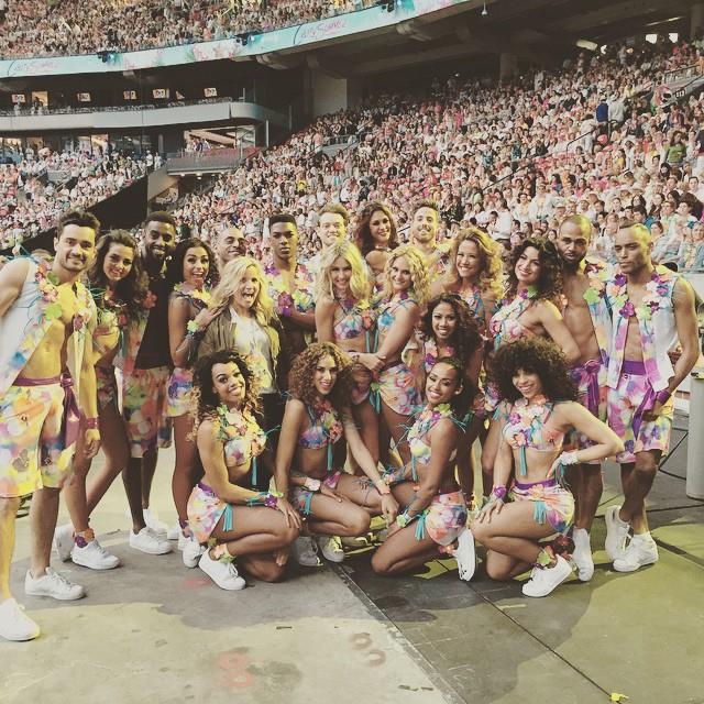 Yesss for the first concert 💛💛💛 #toppersinconcert #dancers