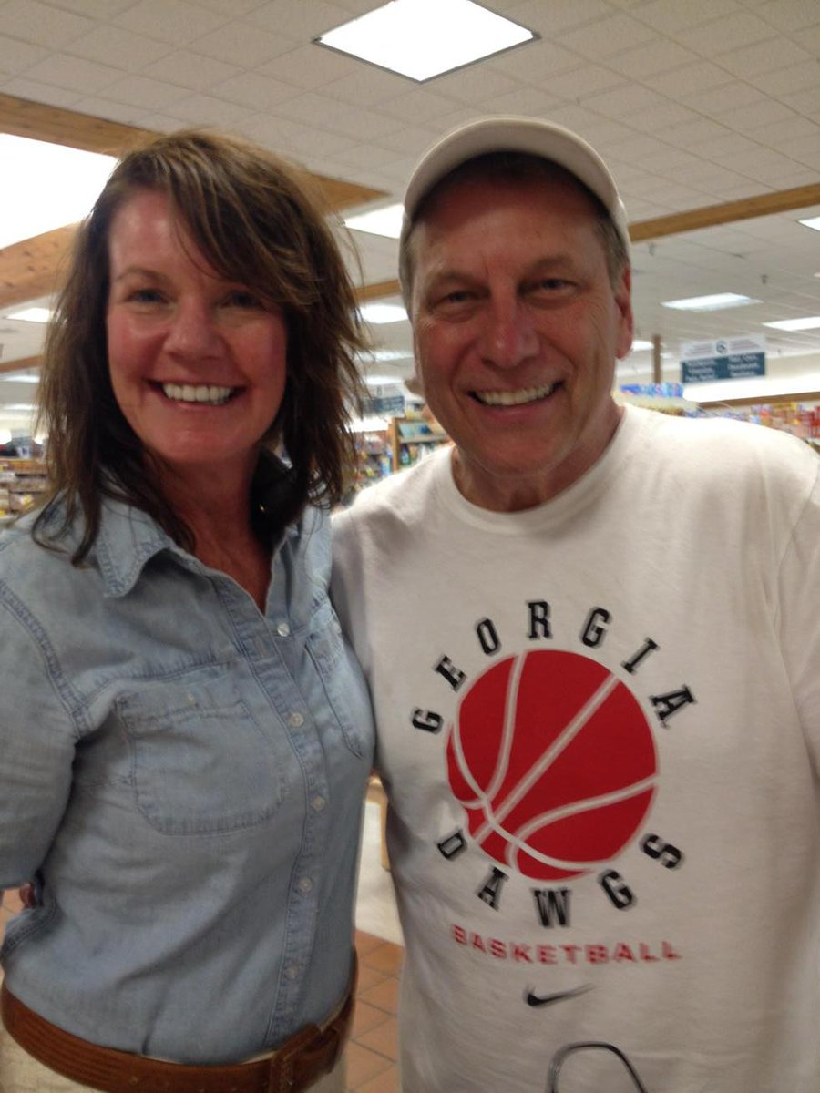 kjwisch's tweet photo. Look who I just ran into at #Leppinks @MSU_Basketball #tomizzo #greatestcoachever http://t.co/1cqOCG3fh9