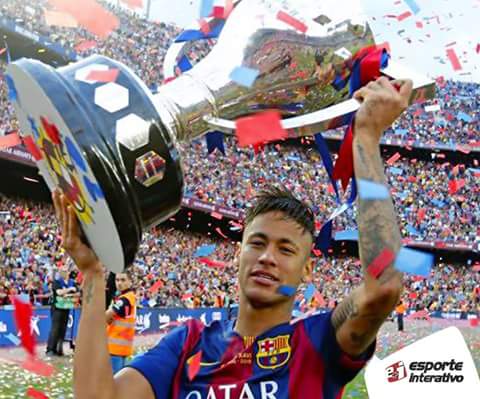 100Gols's tweet photo. Neymar J.R comemorando seu primeiro título espanhol 👏👏💜😍💜👏👏👊👌✌ http://t.co/PXii3X1Jpo