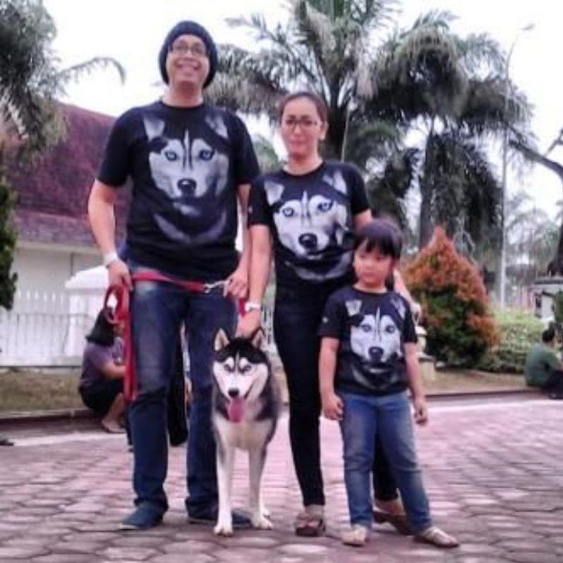 Nivevin's tweet photo. Pengen keliatan keren.? Hangout bareng temen makin asik dgn kaos 3D limited edition guys. Minat.? Line: nivevin http://t.co/3OovtG6bAJ