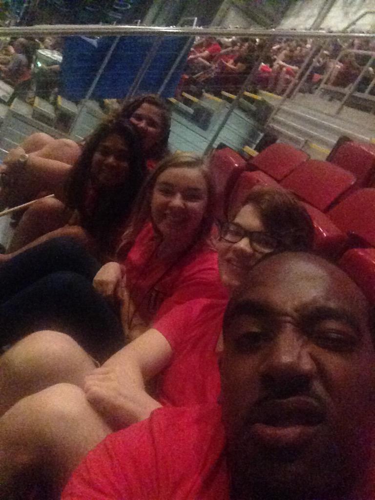 SAProRon's tweet photo. Thuggin it out with the @TulsaRHA at @NACURH2015Fairy http://t.co/iD1gPgWare