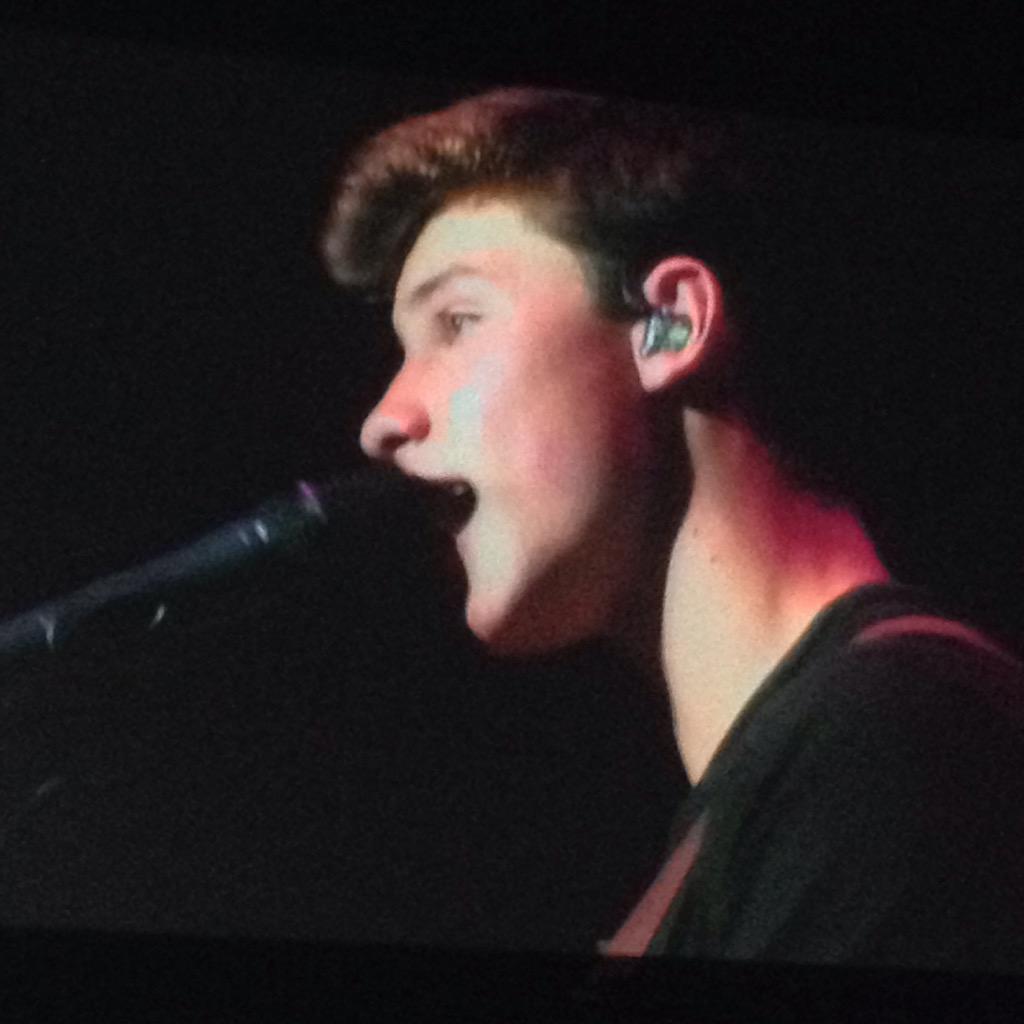 dumbgilinsky tweet picture