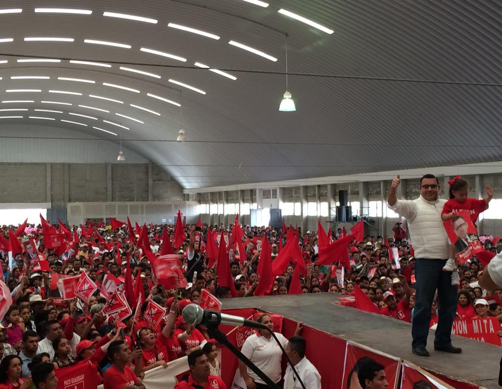 CoordinadoraM's tweet photo. Jutiapa Apoyando al Dr. Baldizón. 
#BaldizónPresidente http://t.co/KfK8uVt6Fx