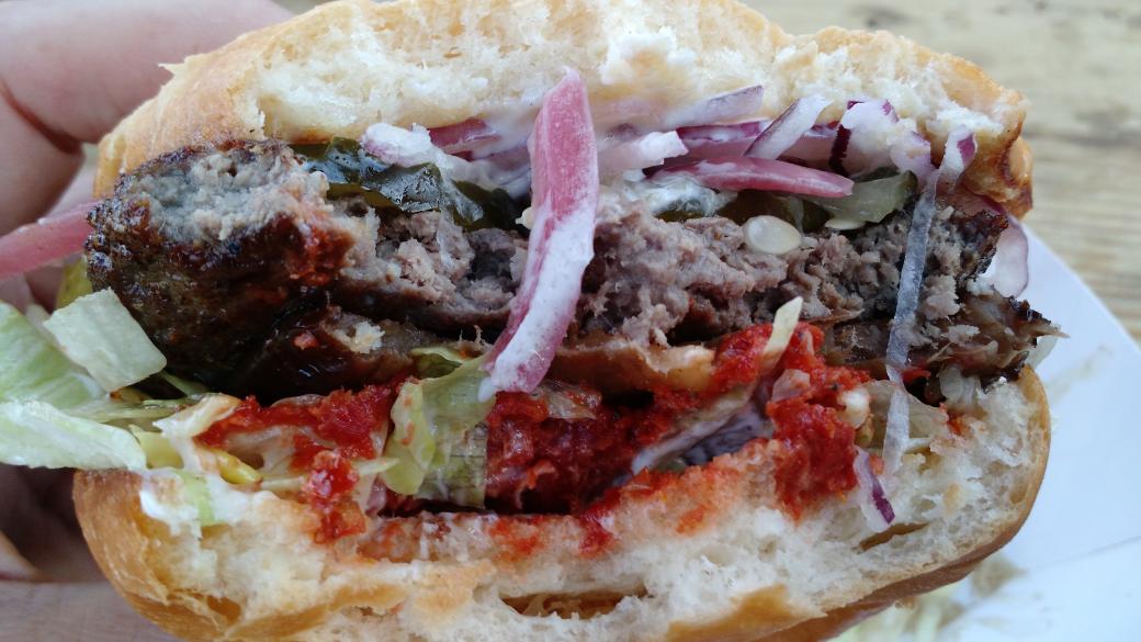 RedBurgerSF's tweet photo. .@theyardsfc with an excellent lamb burger from @thewholebeast enjoying the @warriors. Nice! http://t.co/GdvIa8WKVM
