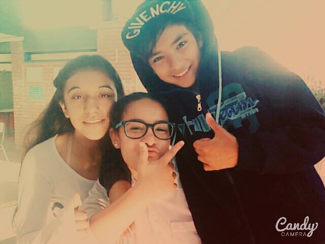 BeluuFW's tweet photo. Que pick con mis negros!😍 seguro que la pasamos mal👌
-
-
-#Mas #que #amigos #HERMANOS💜😃 http://t.co/5d8puYGMK2