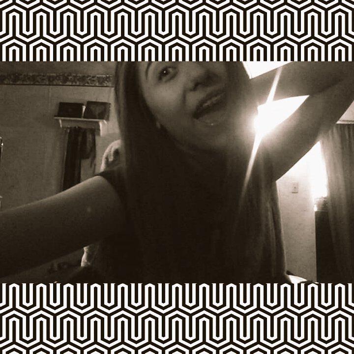 maddieshook141's tweet photo. I'm trying to be me and not caring if I'm impressing anyone cause I rather impress myself than anyone else📝💭✒👌 http://t.co/8pcXxaBli9