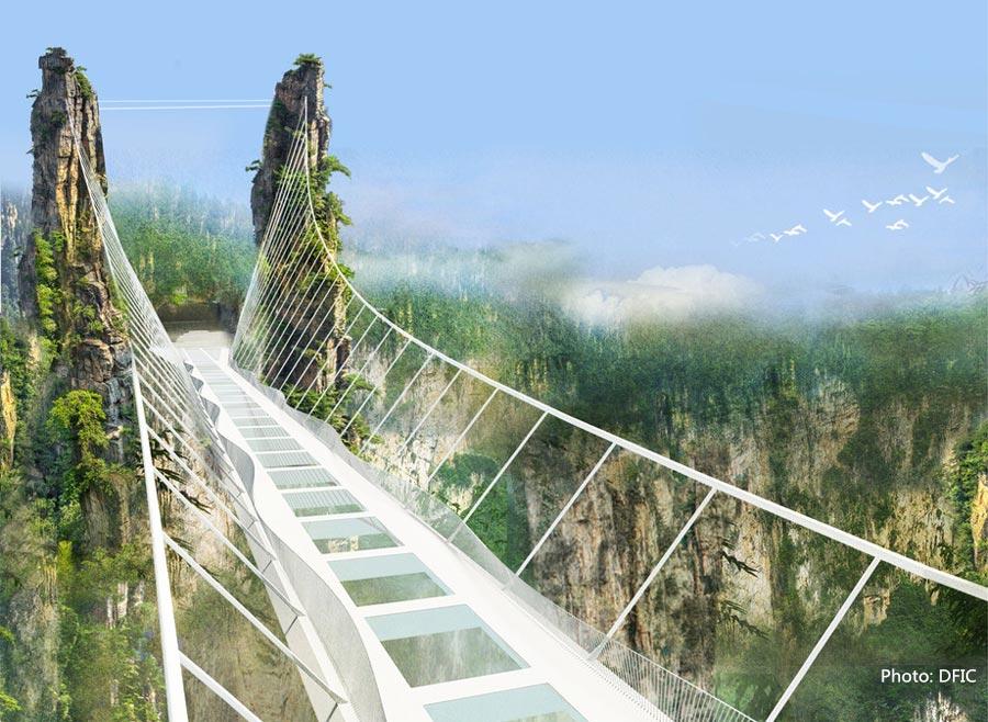 XHNews's tweet photo. China's Zhangjiajie Grand Canyon to open world's longest &amp; highest glass-bottomed bridge in July! Dare to try? http://t.co/c5wsQXSKUD