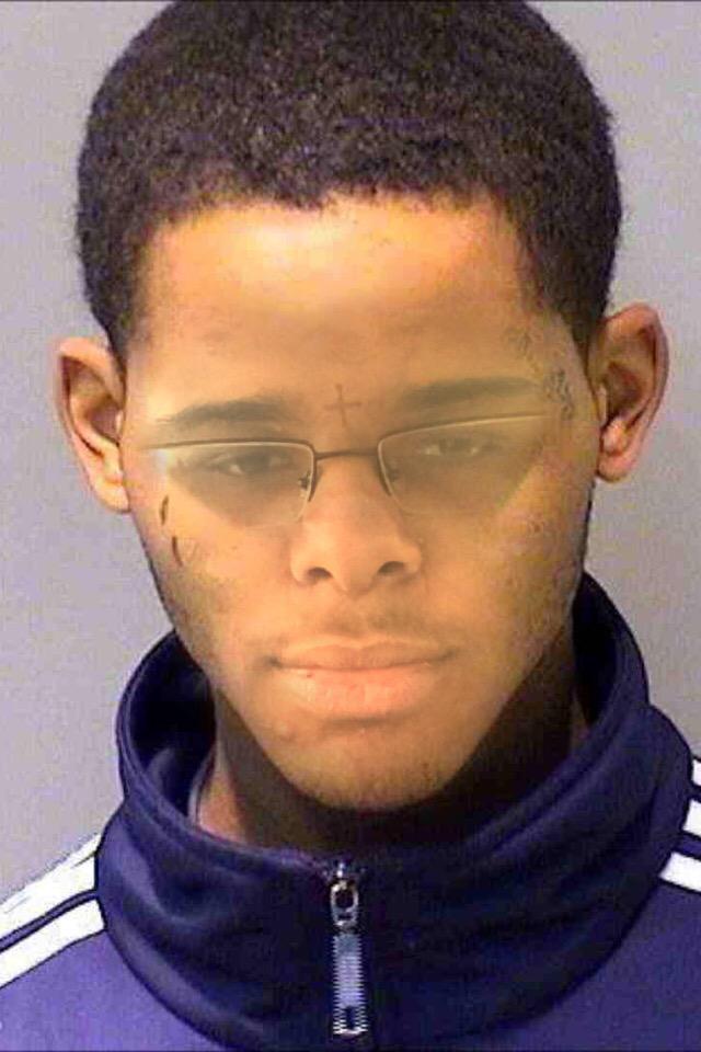 UglyBoyJalen's tweet photo. I am @FREDOSANTANA300 #JAYDO #SSR http://t.co/B3e5BGF1D1