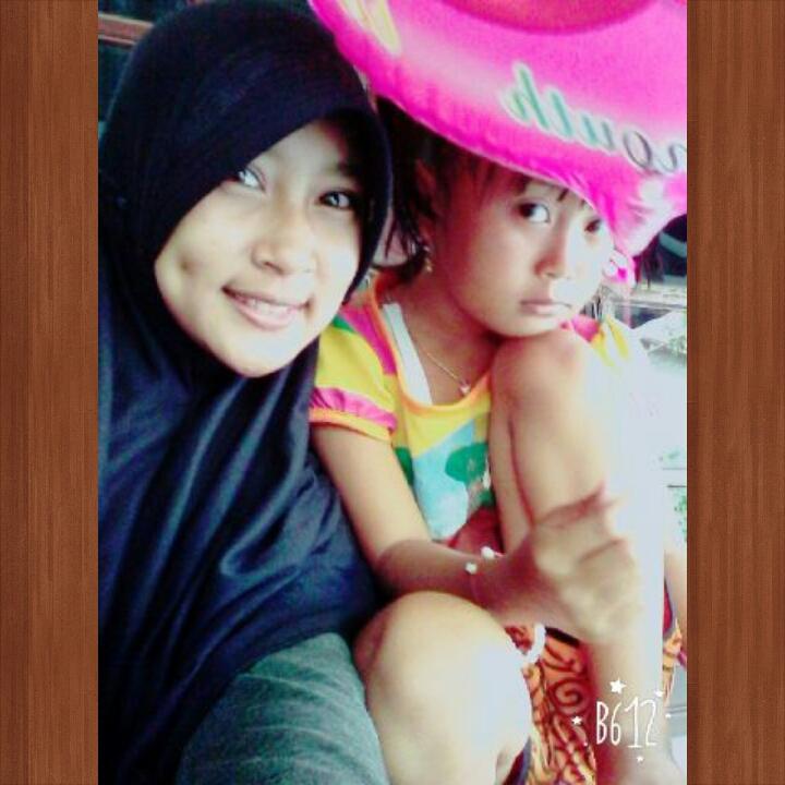 Sama adek cantik.  :*