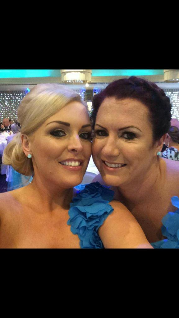 makeup_em's tweet image. #bridesmaids #Makeup #wedding #MakeUpArtist #MUA #IdolEyes