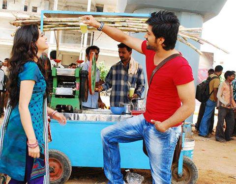 KritiKFC's tweet image. Rocking ★ @NimmaYash &amp;amp; Gorgeous @kriti_official During #Googly #BehindtheScene #Fun