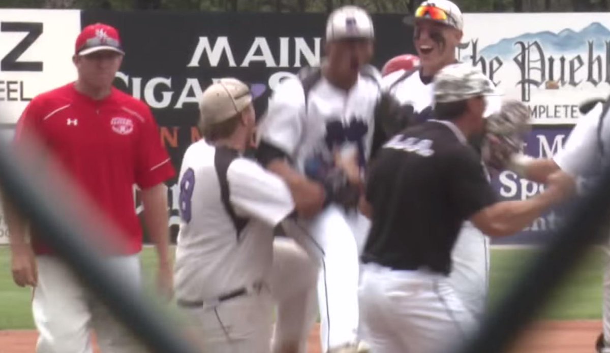 BleacherReport's tweet photo. VIDEO: HS baseball team wins their state semifinal with incredible hidden ball trick http://t.co/PVL5Ywkspy http://t.co/leeuH6vLrn