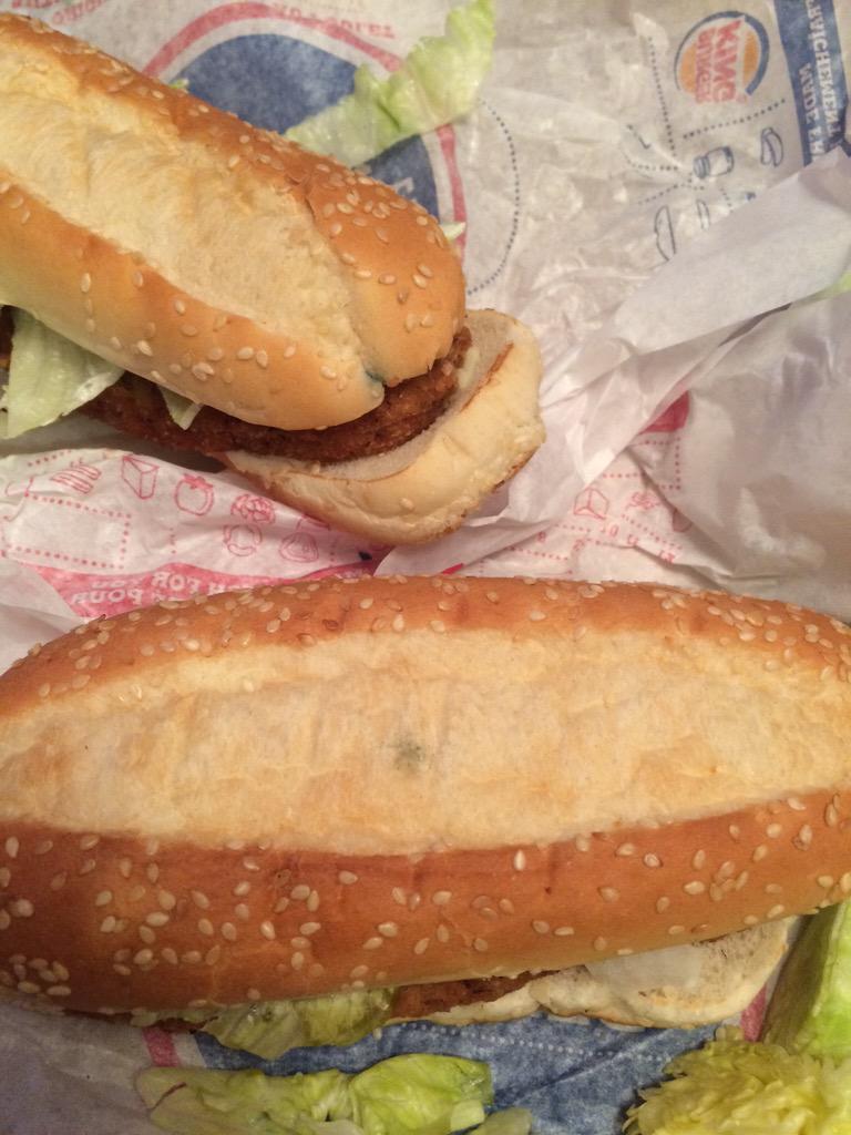 JordanSoquila's tweet photo. @BurgerKing thank you for the mouldy sandwich buns #fungusburger #gross at your 203rd Maple Ridge BC Location. http://t.co/xsvngmEYXN